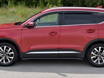 Пороги труба d63 секции (вариант 3) black для Chery Tiggo 7 PRO 2020-