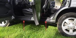 Накладки на внутренние пороги дверей БЕЗ СКОТЧА Chevrolet Niva 2002-2008, Chevrolet Niva Bertone 2009-2019, Lada (ВАЗ) Niva 2020-, Niva Travel 2020-