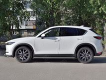 Пороги труба 120х60 овал с проступью для MAZDA CX-5 2017- 