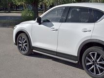 Пороги труба d63 (вариант 3) для Mazda CX-5 2017-