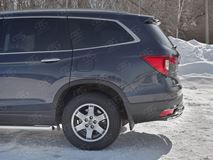Защита заднего бампера d63 дуга-d42 дуга для  Honda Pilot 2016-2018