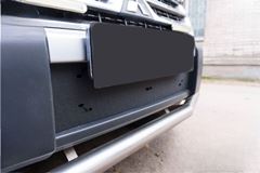 Зимняя заглушка решетки переднего бампера для Mitsubishi Pajero IV 2006-2011