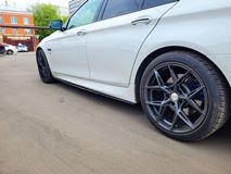 Накладки на пороги BMW 5-series (F10) 2010-213