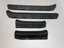 Накладки на внутренние пороги дверей Volkswagen Tiguan 2007-2015