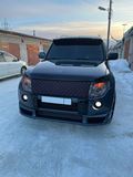 Накладка переднего бампера Mitsubishi Pajero 4 дорест. 2006-2011
