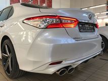 Накладка на задний бампер Toyota Camry XV70 2017-
