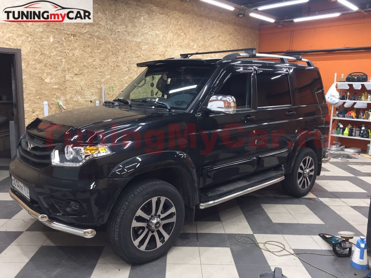 Молдинги УАЗ ПАТРИОТ Крашеные 2005-2017