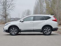 Пороги труба d63 с листом (Лист алюм, проф.сталь) (вариант 2) для HONDA CR-V 2017-2020 