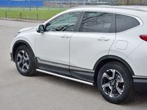 Пороги труба 120х60 овал с проступью для HONDA CR-V 2017-2020 