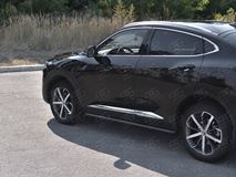Пороги труба d63 (вариант 1) black для Haval F7X 4WD 2022- 