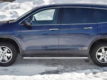 Пороги труба 120х60 овал с проступью для HONDA CR-V 2016-2018