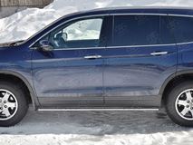 Пороги труба 75х42 овал с проступью для HONDA CR-V 2016-2018