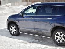 Пороги труба 75х42 овал с проступью для HONDA CR-V 2016-2018