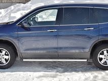 Пороги труба d63 (вариант 1) для  HONDA CR-V 2016-2018