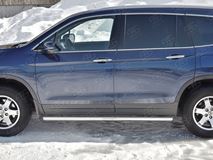 Пороги труба d63 (вариант 3) для  HONDA CR-V 2016-2018