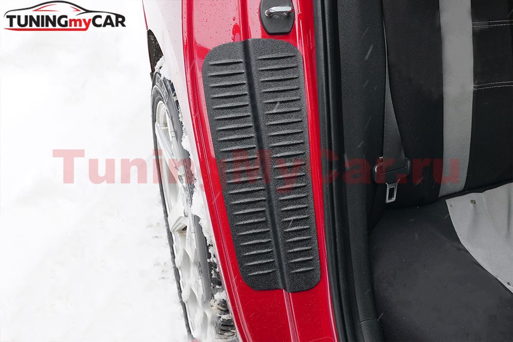 Накладки на внутренние части задних арок со скотчем 3М для Hyundai Solaris II 2017- (седан)